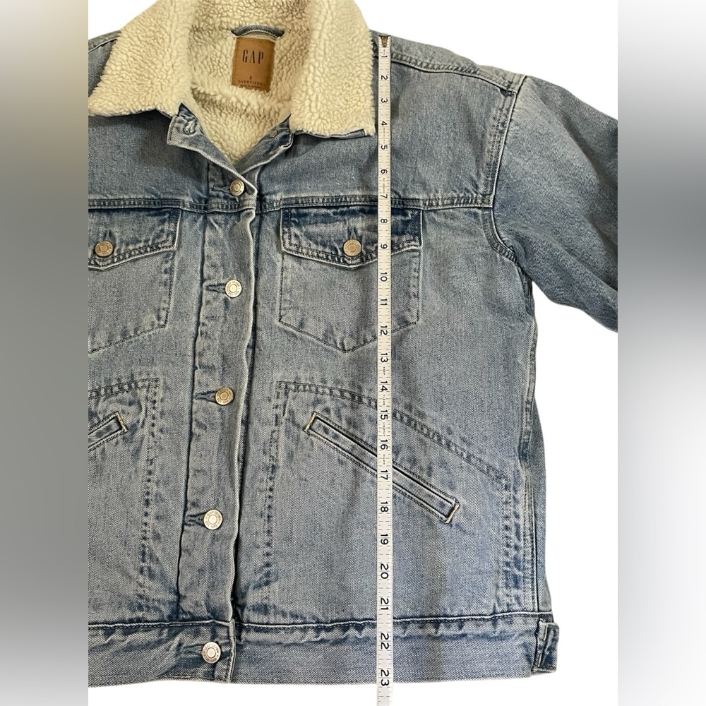 Gap oversized Sherpa lined Trucker jeans Jacket - Picture 10 of 12